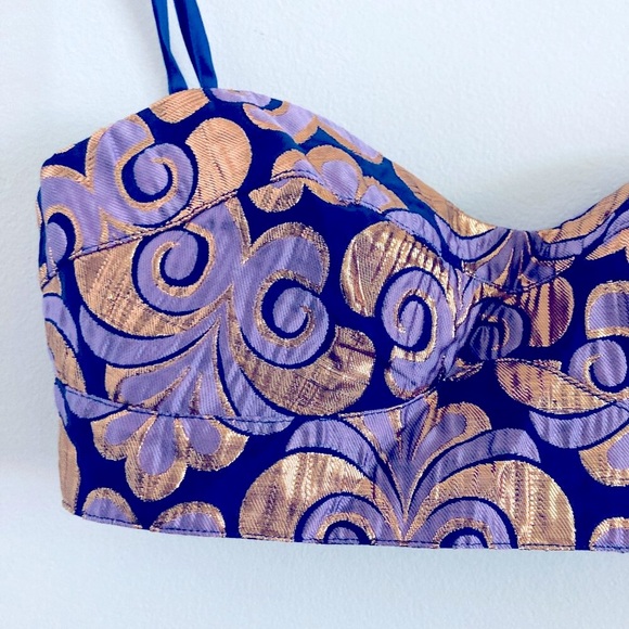 Cropped Bustier Top - Picture 3 of 6